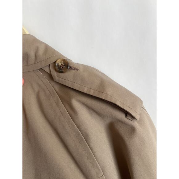 London Fog Men's Tan
Maincoats Trench Style Coat Tan Size 38R - Picture 10 of 15